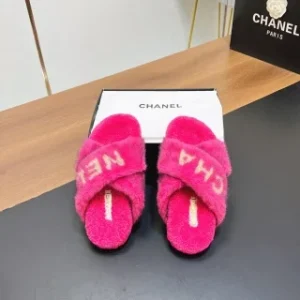 Chanel New Thick-Soled Fuzzy Slippers