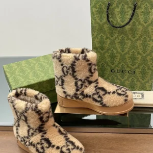 Gucci GG wool snow boots