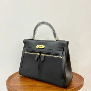 HERMES Kelly Lakis 28 Black Gold Hardware
