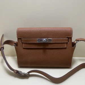 HERMES Kelly 25 Messenger Bag Togo Leather