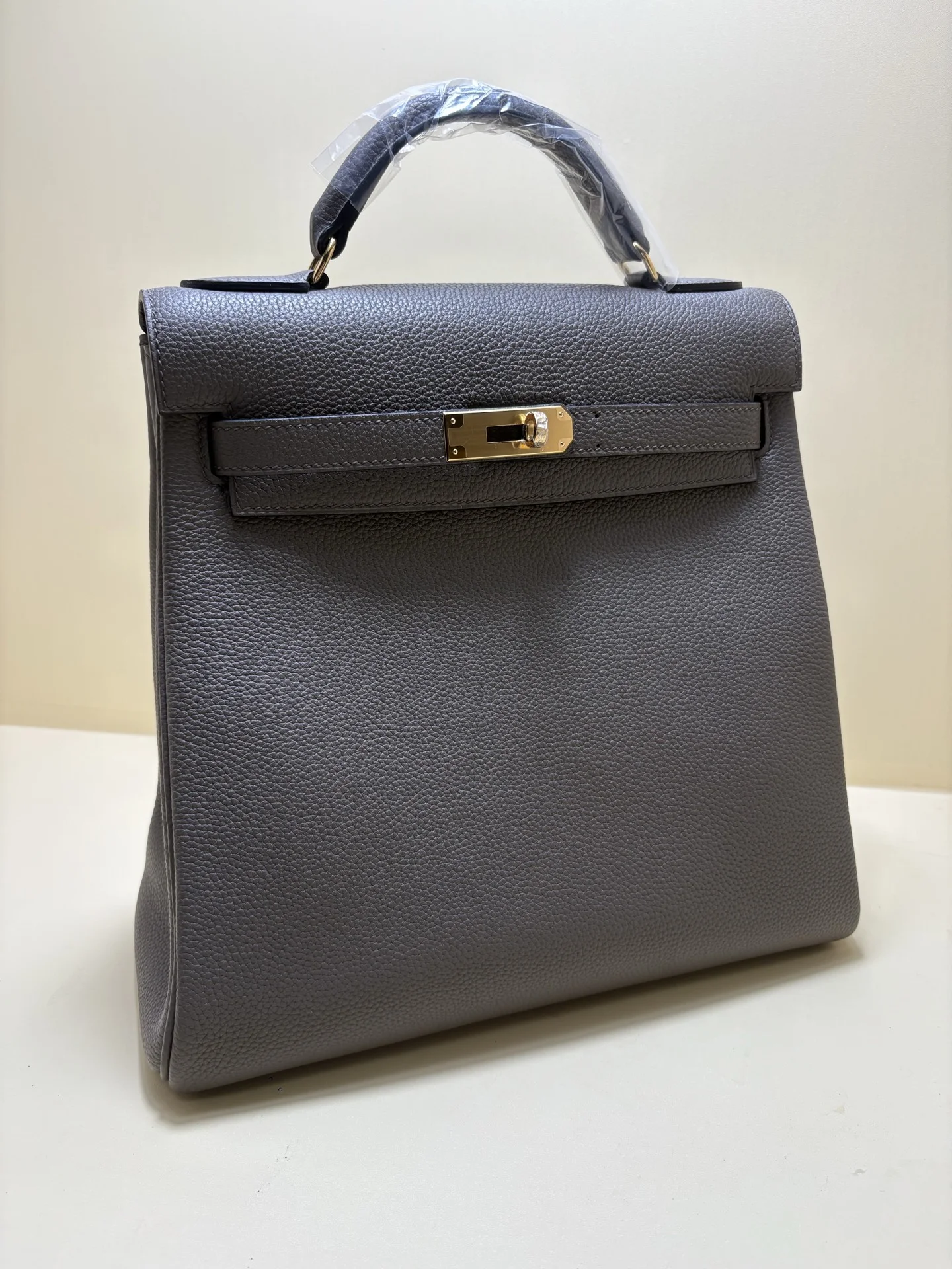 HERMES Kellyado Backpack 29x26x13