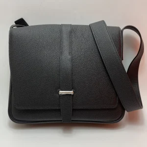 HERMES Messenger Bag 27x23x5 Cowhide Leather