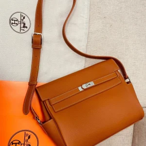 HERMES Kelly 235 Messenger Bag Togo Leather