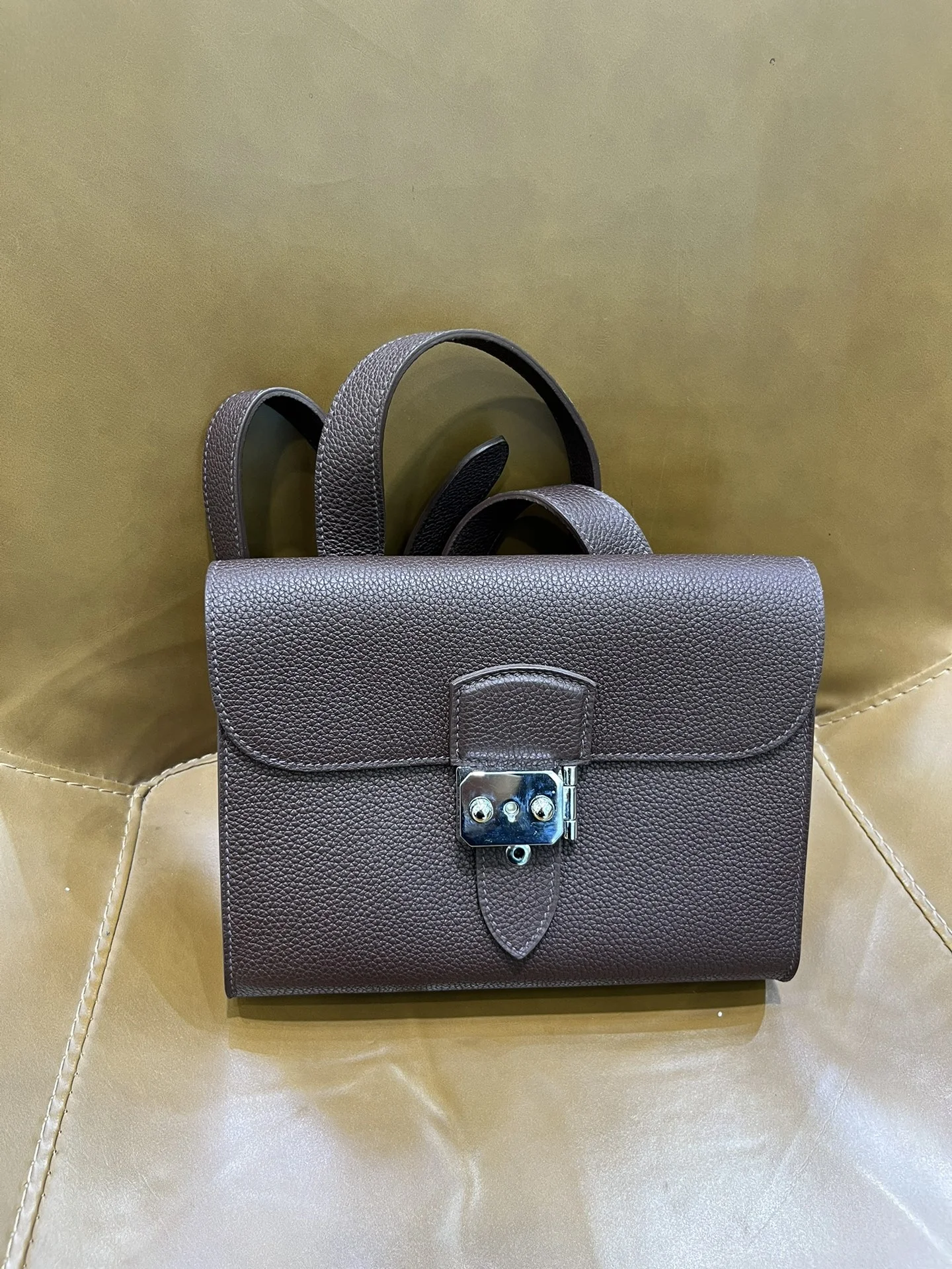 HERMES Messenger Bag 21cm Togo Leather