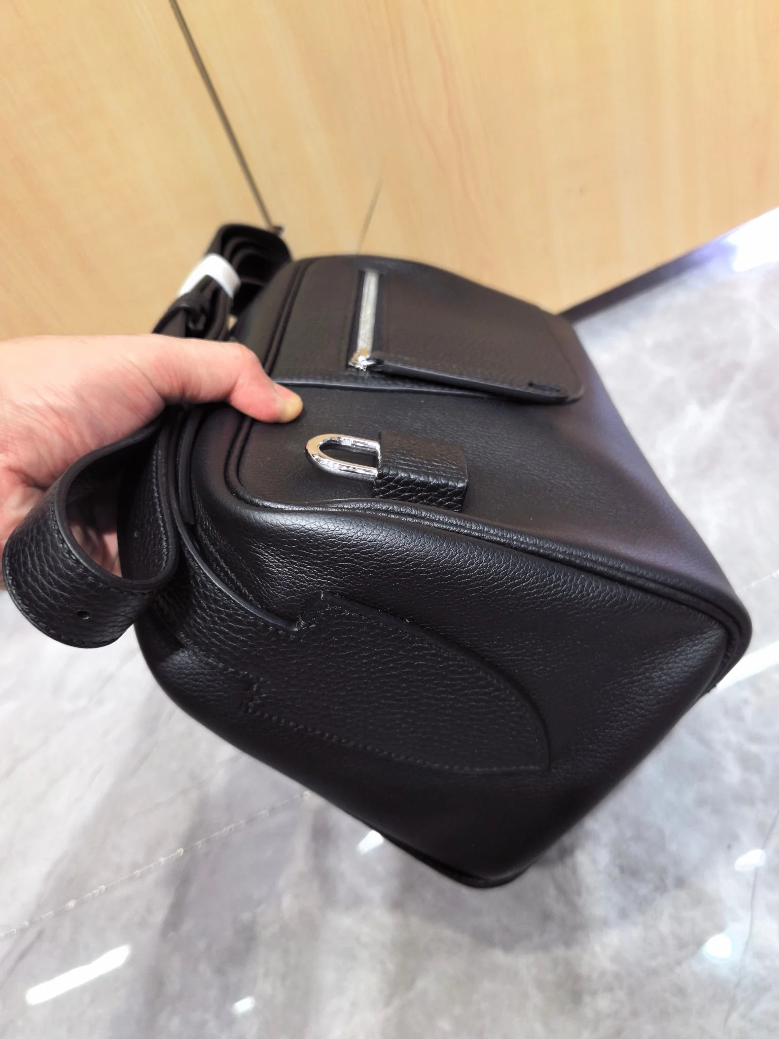 HERMES NouveauonBody Shoulder Bag 29x17x15 - Image 4