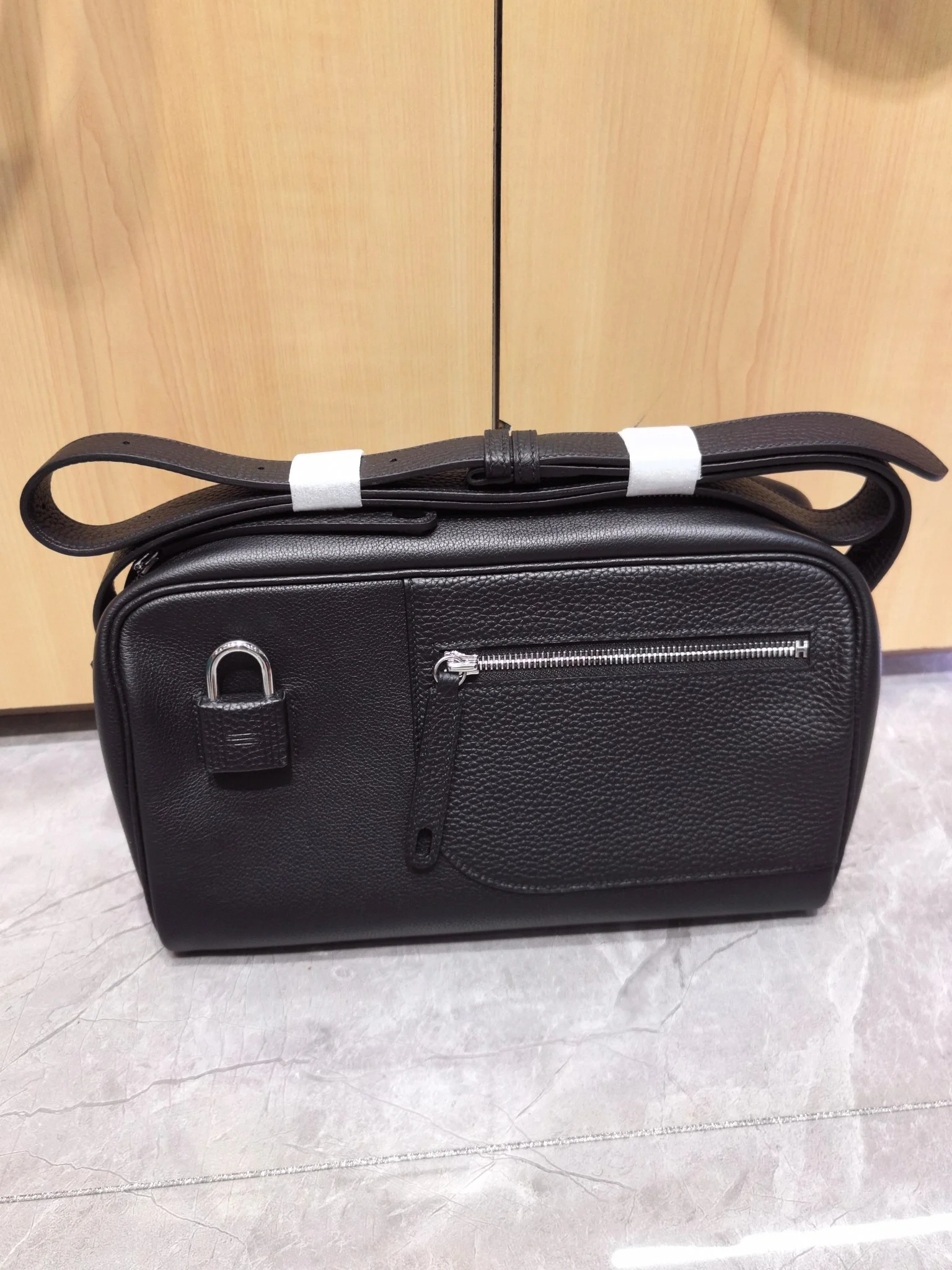 HERMES NouveauonBody Shoulder Bag 29x17x15