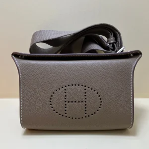 HERMES Messenger Bag 25cm Togo Leather