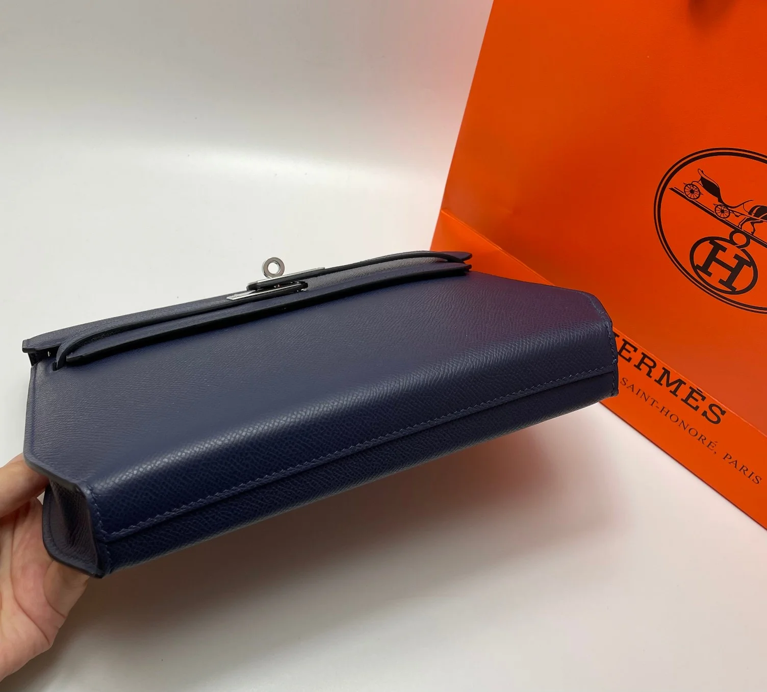 HERMES Handbag 25CM Cowhide Leather - Image 5