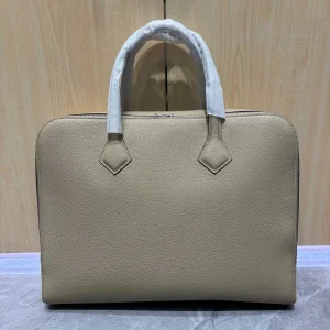 HERMES Men's Messenger Bag 38.29.6 Cowhide Leather