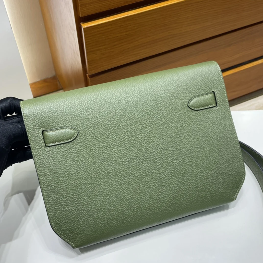 HERMES Kelly Depeches 25cm Togo Leather Jungle Green Silver Hardware - Image 5