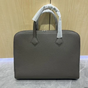 HERMES Men's Messenger Bag 38.29.6 Cowhide Leather