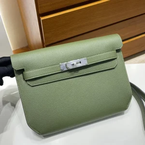 HERMES Kelly Depeches 25cm Togo Leather Jungle Green Silver Hardware