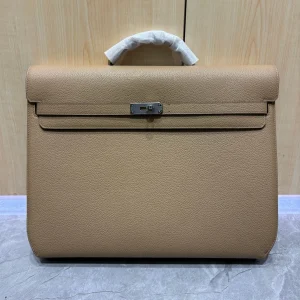 HERMES Men's Messenger Bag 36x29x5 Cowhide Leather