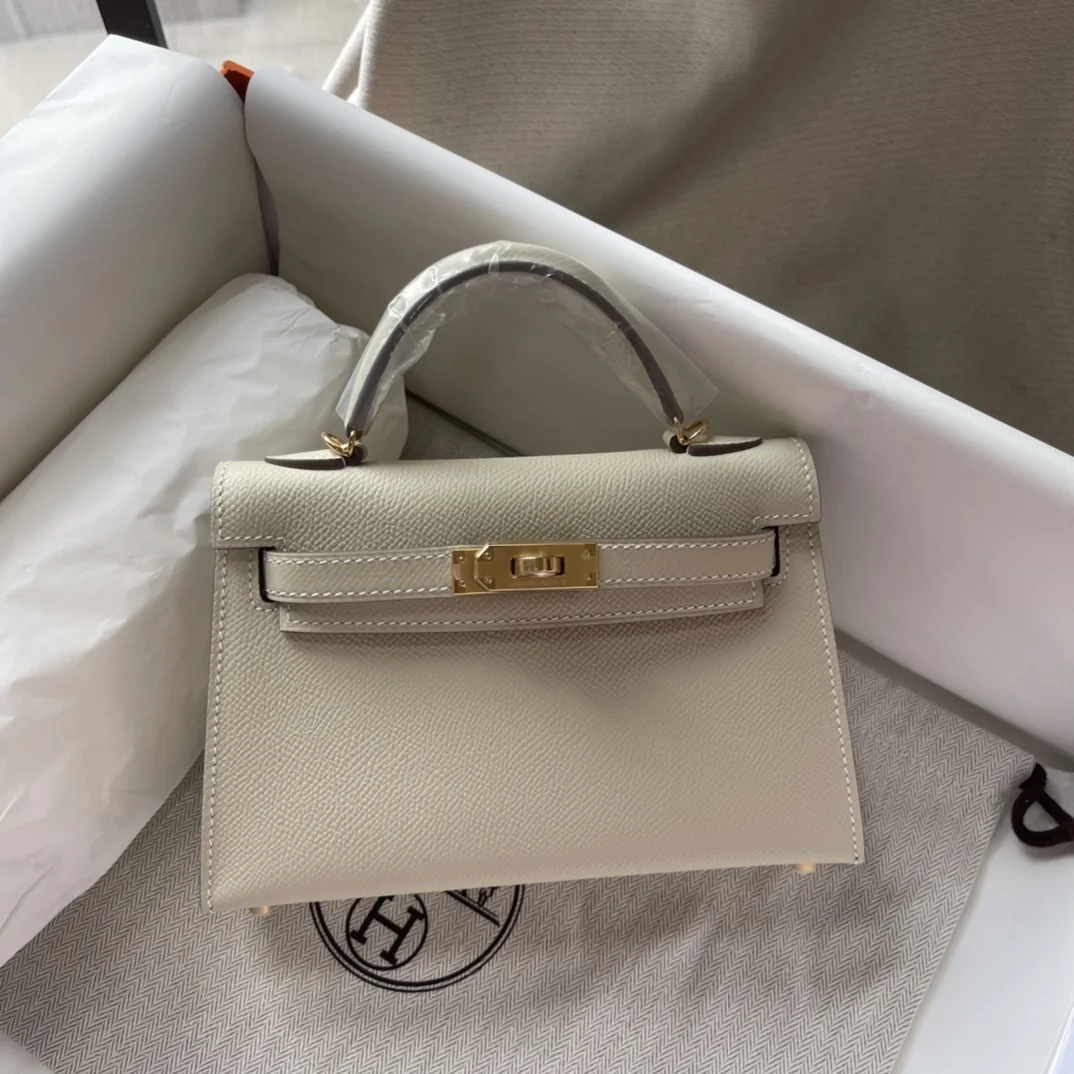 HERMES Mini Kelly 19cm Milk White