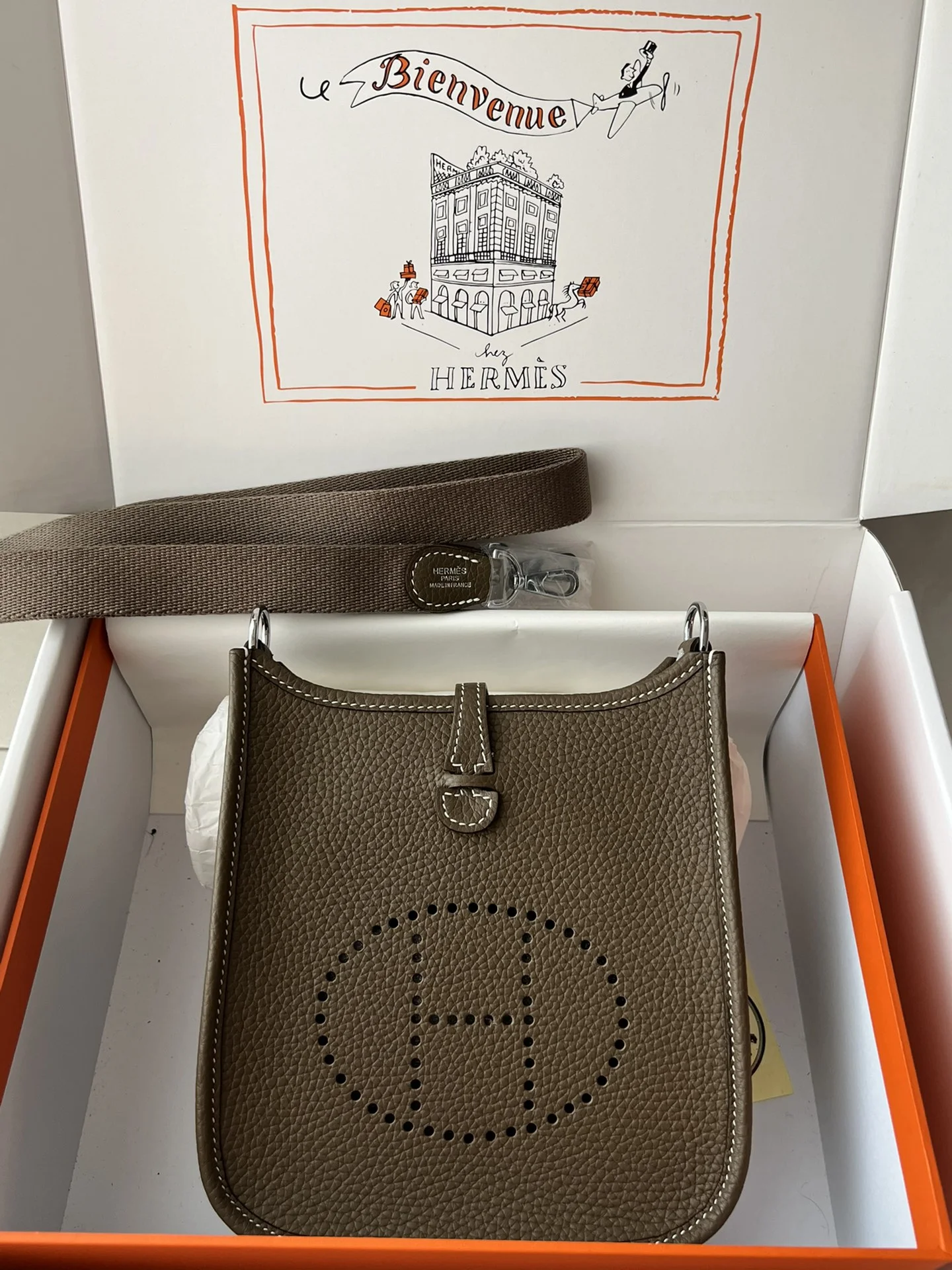 HERMES Evelyne 17CM Etoupe