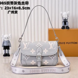 Louis Vuitton Diane Handbag Monogram Empreinte Leather M46386 Black / M46388 White / M45985, 25.0×9.0×15.0 cm