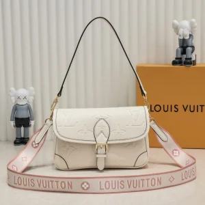 Louis Vuitton Diane Handbag Monogram Empreinte Leather M46386 Black / M46388 White / M45985, 25.0×9.0×15.0 cm