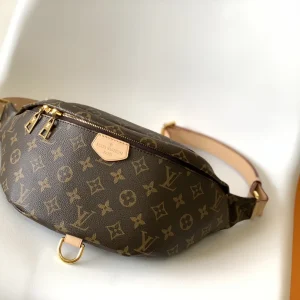 Louis Vuitton Bumbag Monogram Canvas M43644, 37x14x13cm