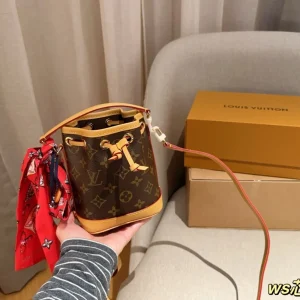 Louis Vuitton Nano Noé Monogram Mini Bucket Bag, 13×17×10 cm