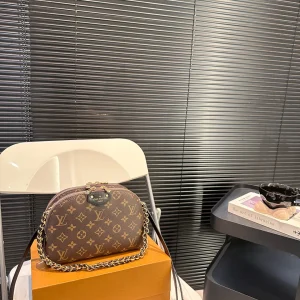 Louis Vuitton Double Layer Alma Bag Teddy Series, 23x16cm, Item 12996