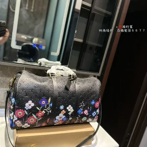 Louis Vuitton Keepall Travel Bag Monogram, 45cm