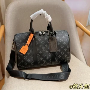 Louis Vuitton Keepall 35 Handbag Monogram, Black, 35cm