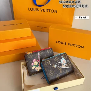 Louis Vuitton Christmas Limited Edition Vivienne Card Holder, 11*8cm