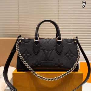 Louis Vuitton OnTheGo East West Leather Tote Bag, 25x14cm