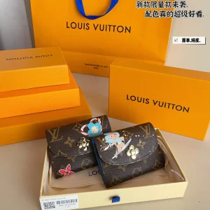 Louis Vuitton Christmas Limited Edition Vivienne Card Holder, 11*8cm