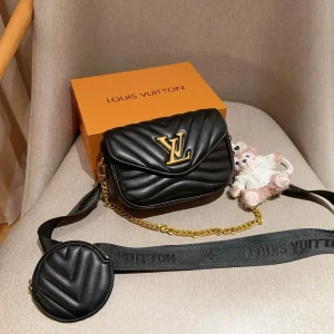 Louis Vuitton New Wave Multi-Pochette, 19cm