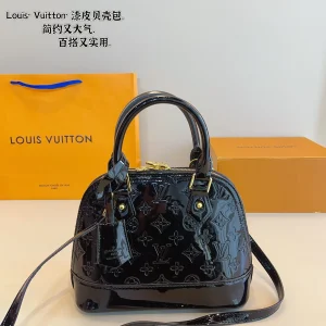 Louis Vuitton Alma Bag Teddy Series, 24*11*19cm