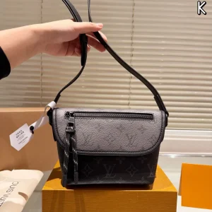 Louis Vuitton District PM Shoulder Bag, 15x15cm
