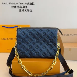 Louis Vuitton Chain Bag with Card Holder, 27*7*20cm