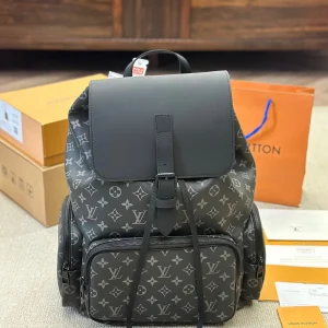 Louis Vuitton Trio / Michael Backpack Damier Infini Leather, 37x45cm