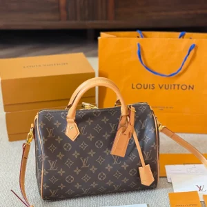 Louis Vuitton Keepall 30 Travel Bag, 30cm