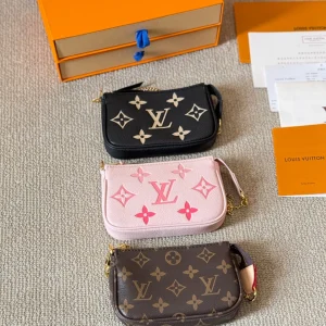 Louis Vuitton Pochette Wallet, 18x10cm