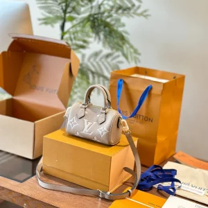 Louis Vuitton Speedy Nano Monogram, Black, 16cm