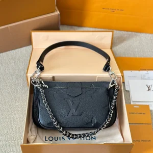 Louis Vuitton Multi Pochette Accessoires Monogram, 25x15cm