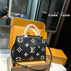 Louis Vuitton Fleur Tote Monogram Lock Montaigne Bag