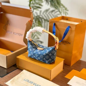 Louis Vuitton Denim Bag with pouch, 18cm