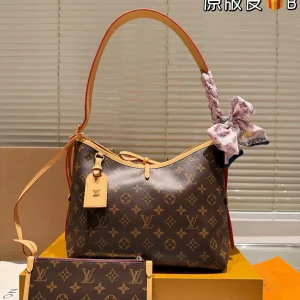 Louis Vuitton Carryall Bag Leather, 30x20cm