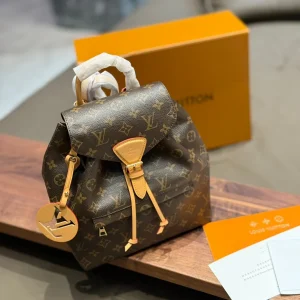Louis Vuitton Montsouris PM Backpack Monogram, Black / Brown, 26×30 cm