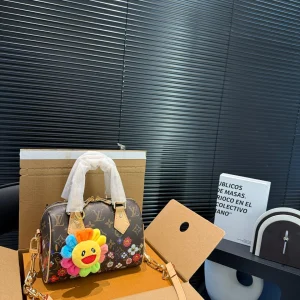 Louis Vuitton x Murakami Monogram Speedy Bag, 20x14cm, Item 98667