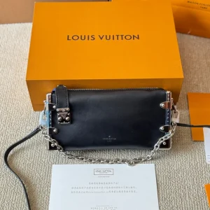 Louis Vuitton Slim Trunk Handbag, Leather, 23×12x4cm