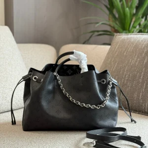 Louis Vuitton Bella Mahina Perforated Calfskin Bucket Bag, Black, 32*23 cm