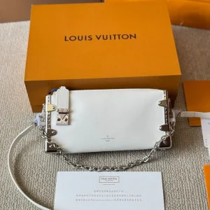 Louis Vuitton Slim Trunk Handbag, Leather, 23×12x4cm