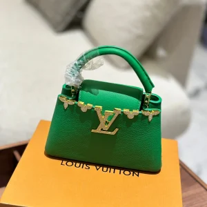 Louis Vuitton Capucines Bag Taurillon Leather, Black/Cream White, Mini 21cm