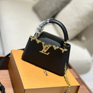 Louis Vuitton Capucines Bag Taurillon Leather, Black/Cream White, Mini 21cm