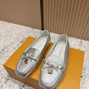 Louis Vuitton 25SS Flat Loafers Cowhide Size 35-41