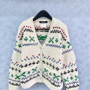 Chanel 2025FW V-Neck Tweed Jacket